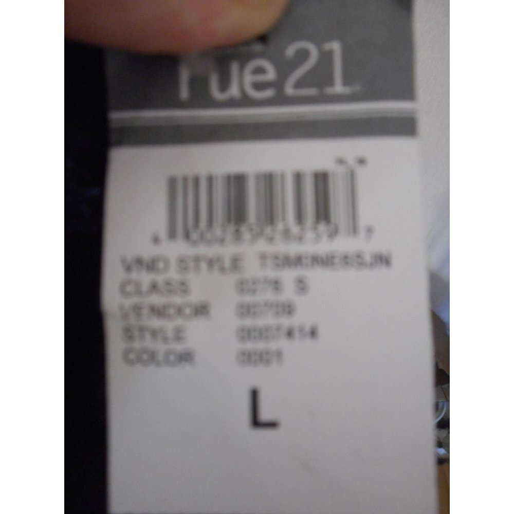 NWT Space Jam Tune Squad Graphic Tee T-Shirt 100% cotton Sz L - Picture 5 of 6